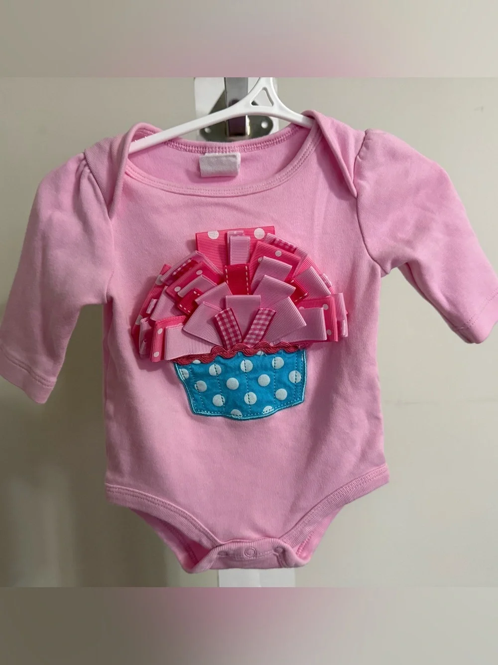 New Newborn Ribbon Cupcake Romper